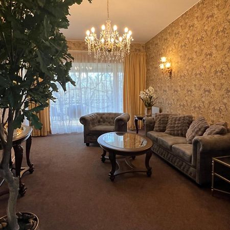 Villa Hotel Theresa Rakvere Esterno foto