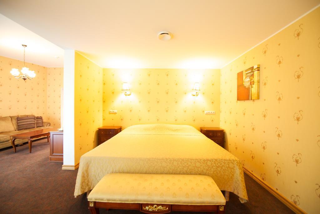 Villa Hotel Theresa Rakvere Camera foto