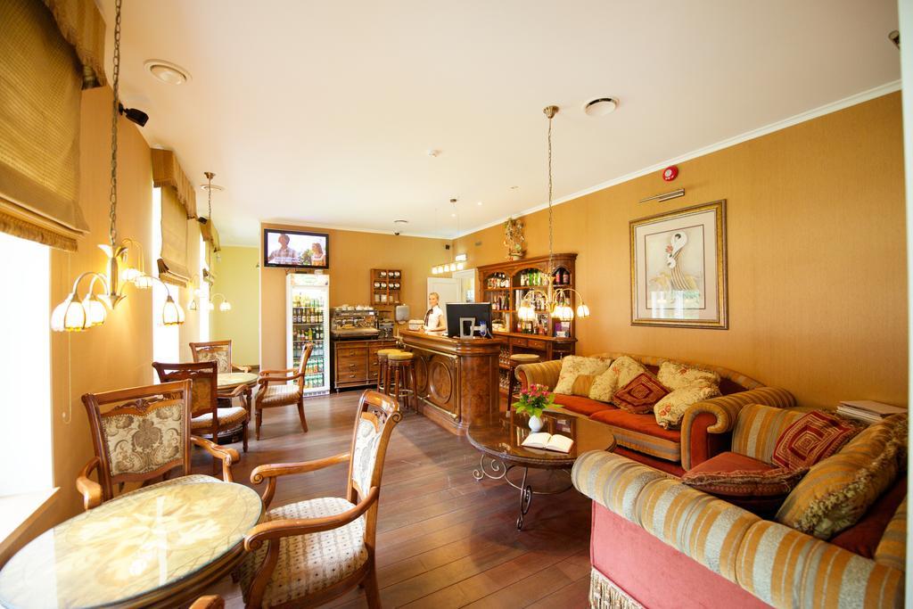 Villa Hotel Theresa Rakvere Esterno foto