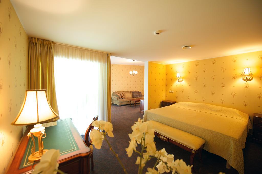 Villa Hotel Theresa Rakvere Camera foto