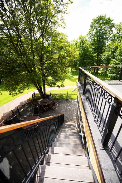 Villa Hotel Theresa Rakvere Esterno foto